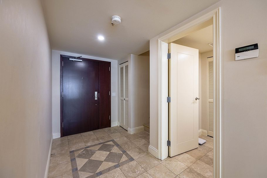 205 638 W 45th Avenue Vancouver, BC - 6