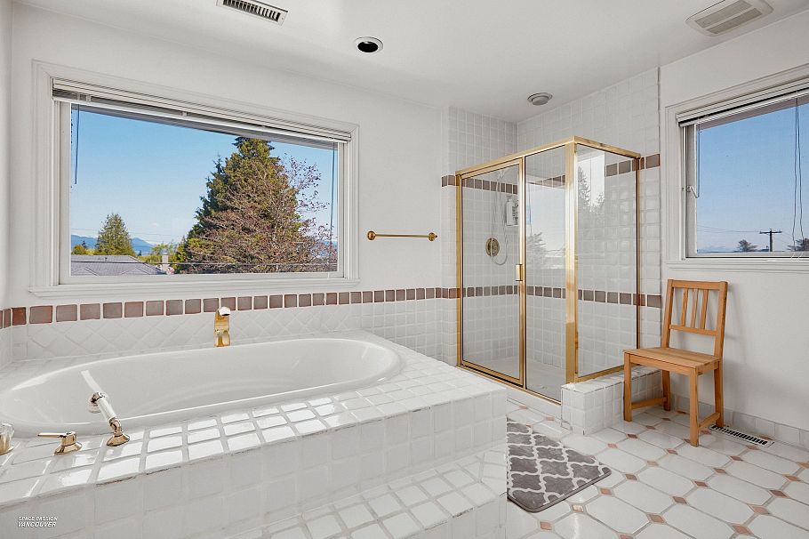 1355 W 33rd Avenue Vancouver, BC - 24