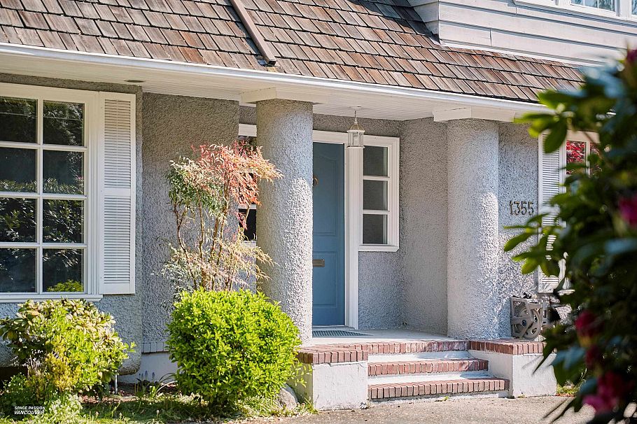 1355 W 33rd Avenue Vancouver, BC - 2