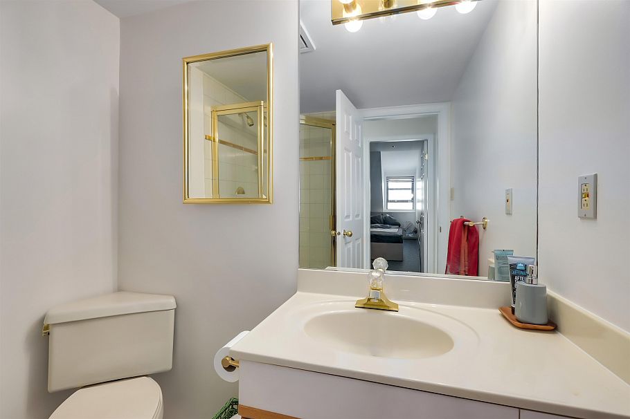 E403 628 W 12th Avenue Vancouver, BC - 17