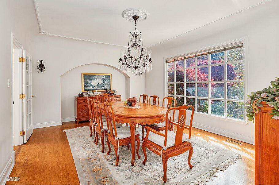 1355 W 33rd Avenue Vancouver, BC - 13