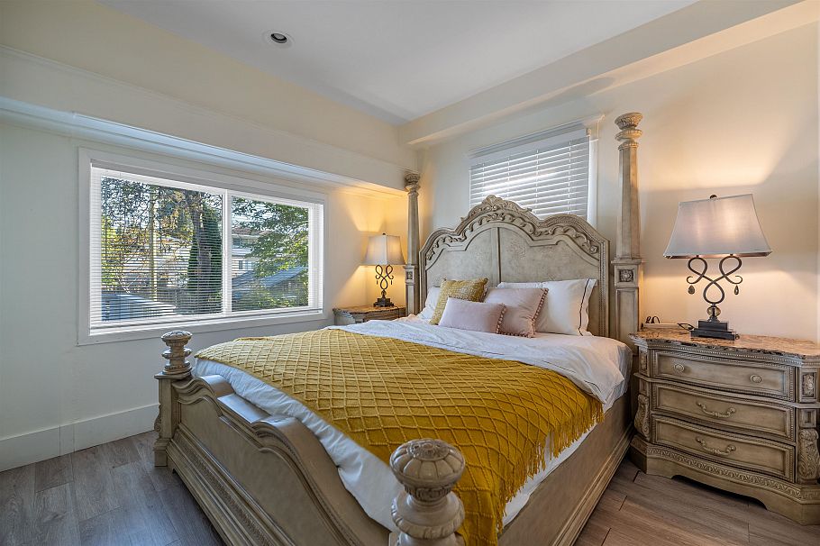 2085 W 45th Avenue Vancouver, BC - 7