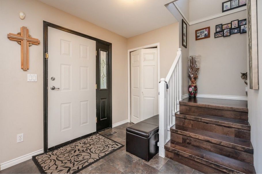 1528 Bond Street North Vancouver, BC - 5