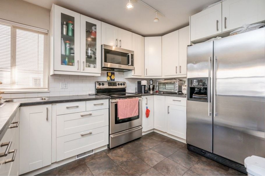 1528 Bond Street North Vancouver, BC - 10