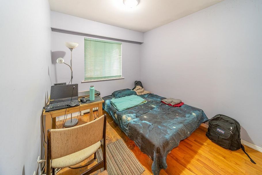 4663 W 15th Avenue Vancouver, BC - 22