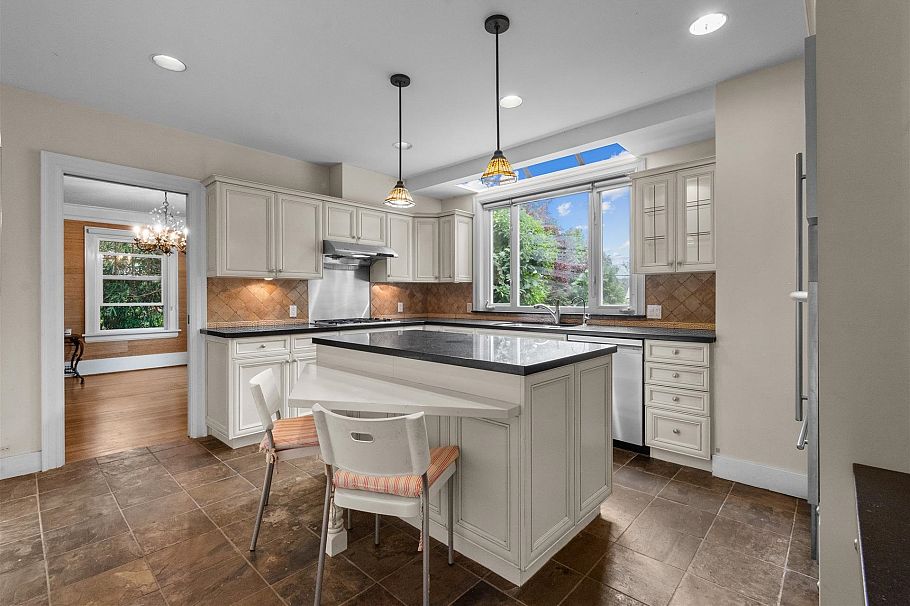 4637 Angus Drive Vancouver, BC - 12