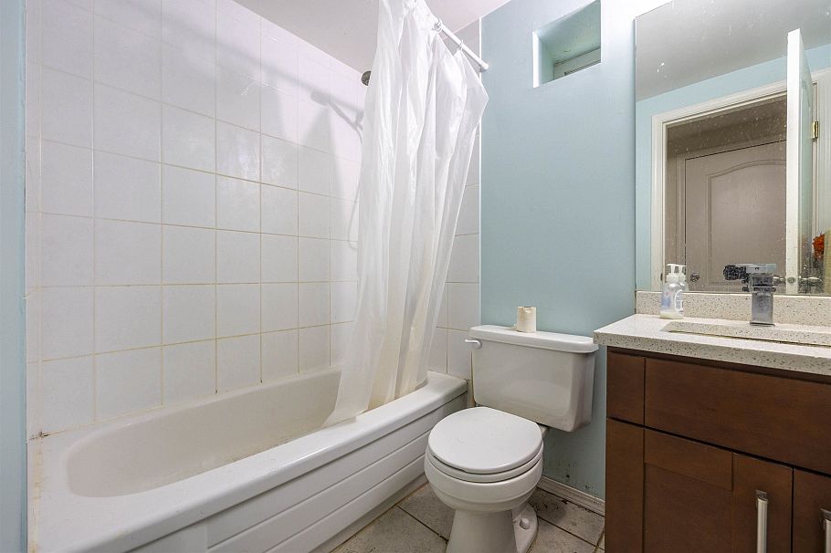 4663 W 15th Avenue Vancouver, BC - 12