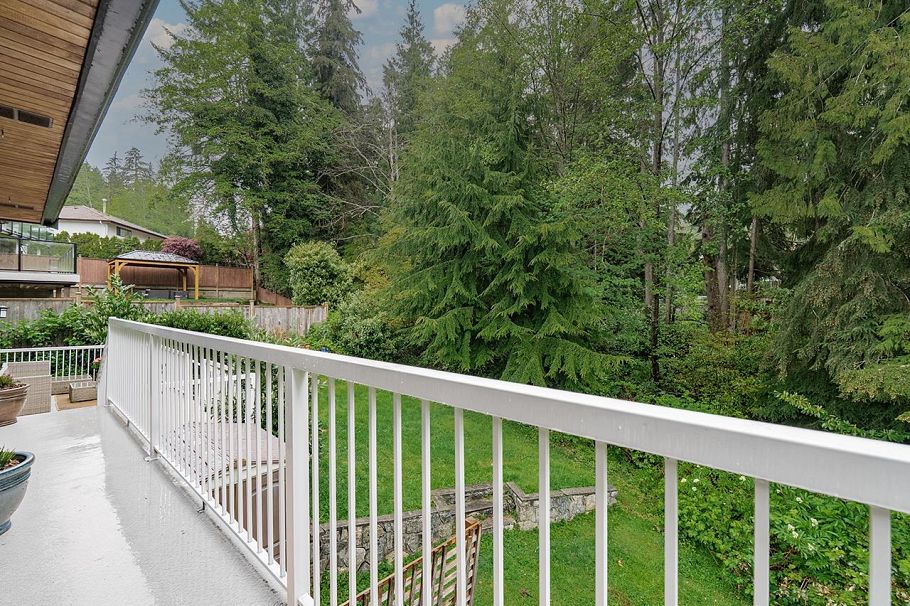 5178 Cliffridge Avenue North Vancouver, BC - 36