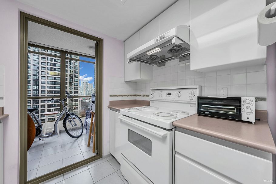 1303 867 Hamilton Street Vancouver, BC - 14