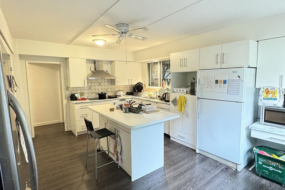 3019 W 43rd Avenue Vancouver, BC - 16