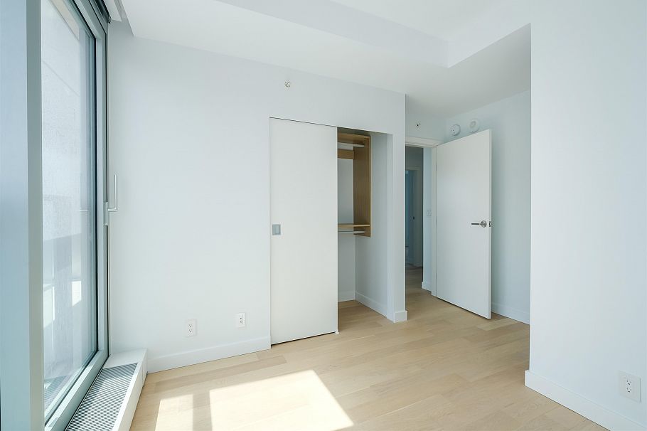 2102 1480 Howe Street Vancouver, BC - 13