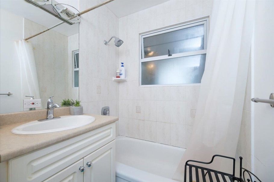 3001 Paisley Road North Vancouver, BC - 20