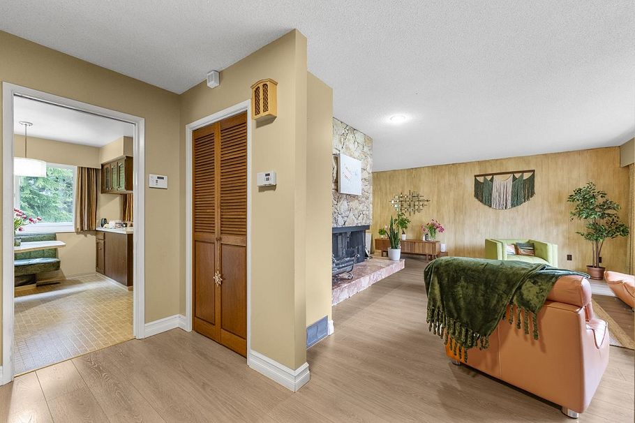 5178 Cliffridge Avenue North Vancouver, BC - 10