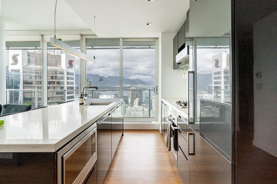 4805 777 Richards Street Vancouver, BC - 10