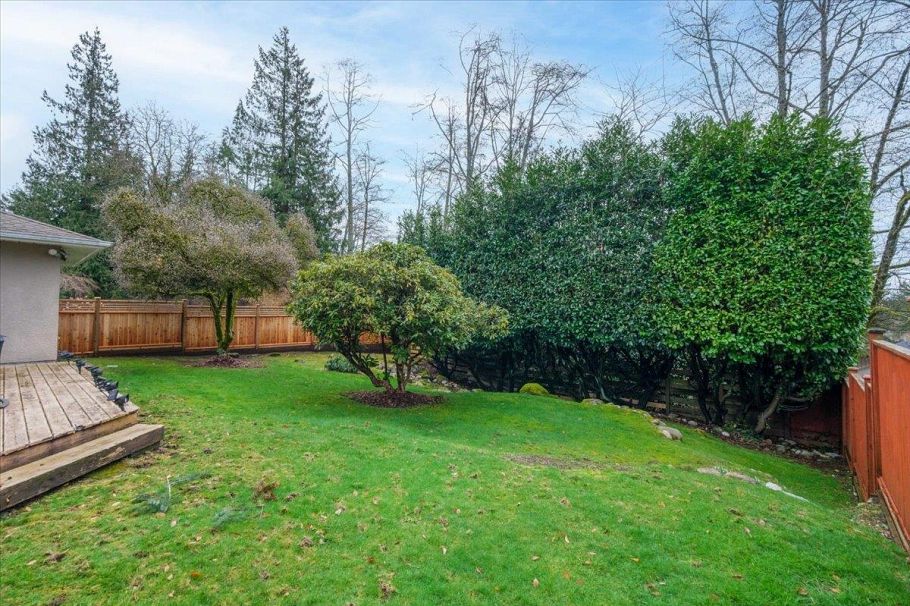 3001 Paisley Road North Vancouver, BC - 25