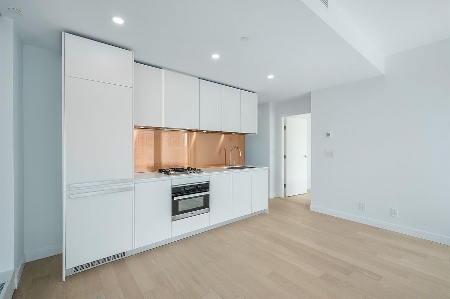 2102 1480 Howe Street Vancouver, BC - 7