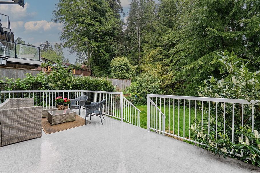 5178 Cliffridge Avenue North Vancouver, BC - 35
