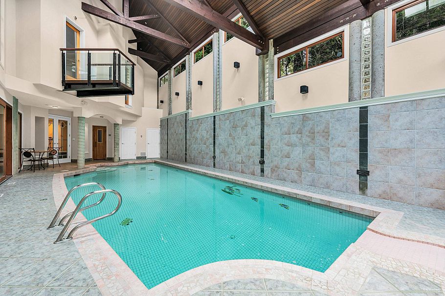 3489 Pine Crescent Vancouver, BC - 2