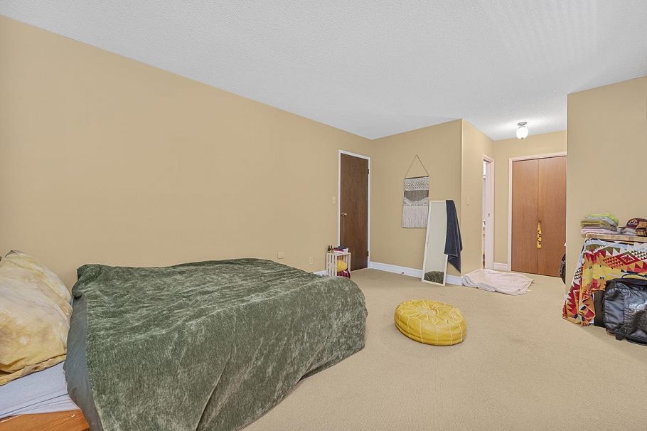 5178 Cliffridge Avenue North Vancouver, BC - 25