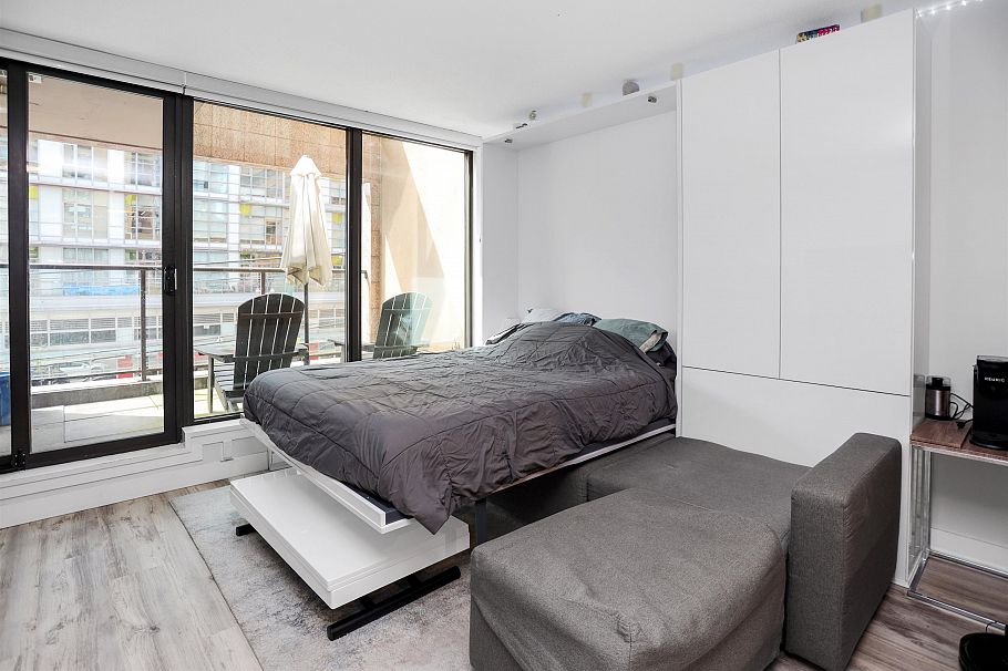 214 1189 Howe Street Vancouver, BC - 13