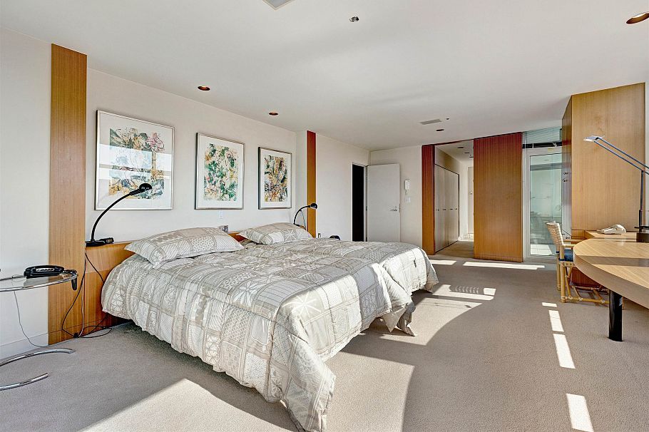 1600 1919 Beach Avenue Vancouver, BC - 17