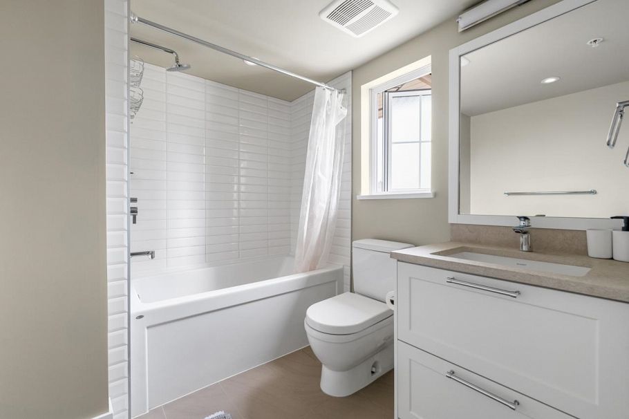 484 W 59th Avenue Vancouver, BC - 10