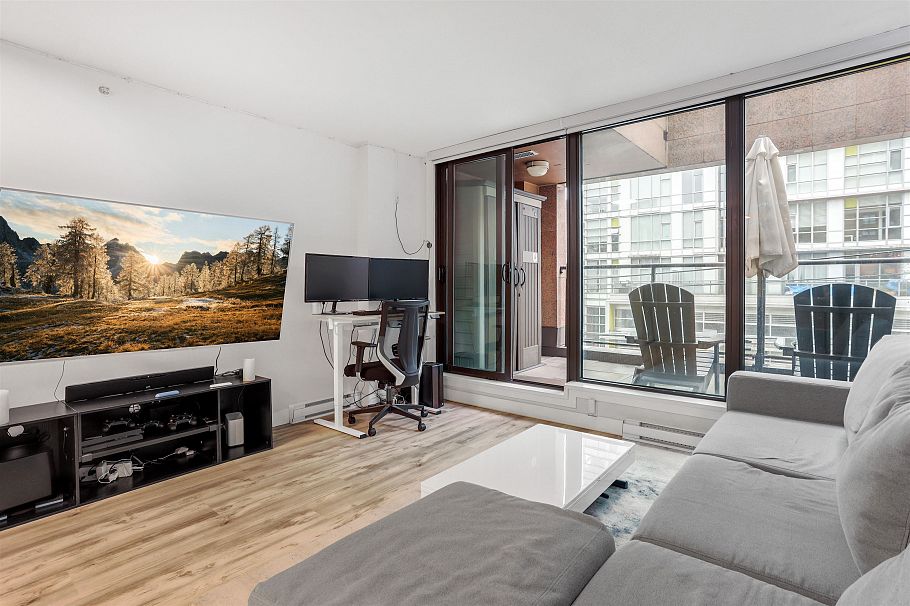 214 1189 Howe Street Vancouver, BC - 10