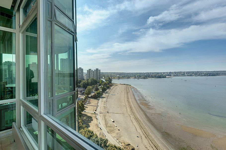 1600 1919 Beach Avenue Vancouver, BC - 30