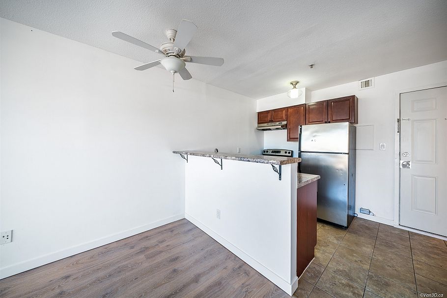 304 5520 Joyce Street Vancouver, BC - 3