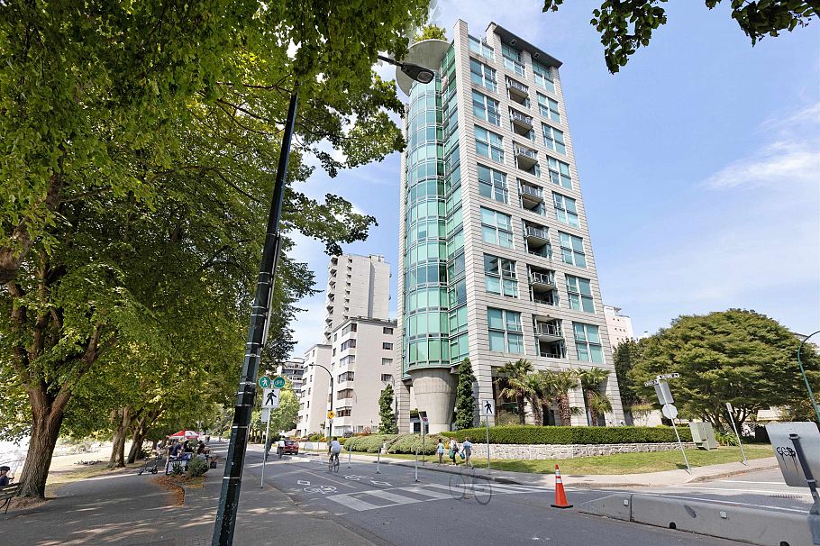 1600 1919 Beach Avenue Vancouver, BC - 39
