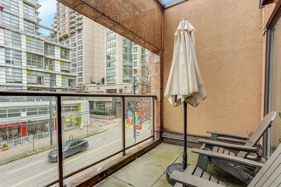 214 1189 Howe Street Vancouver, BC - 16