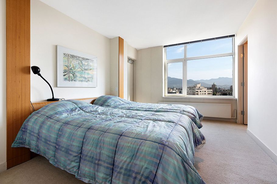 1600 1919 Beach Avenue Vancouver, BC - 22