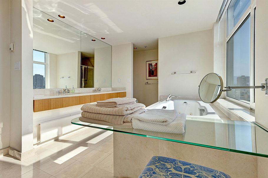 1600 1919 Beach Avenue Vancouver, BC - 19