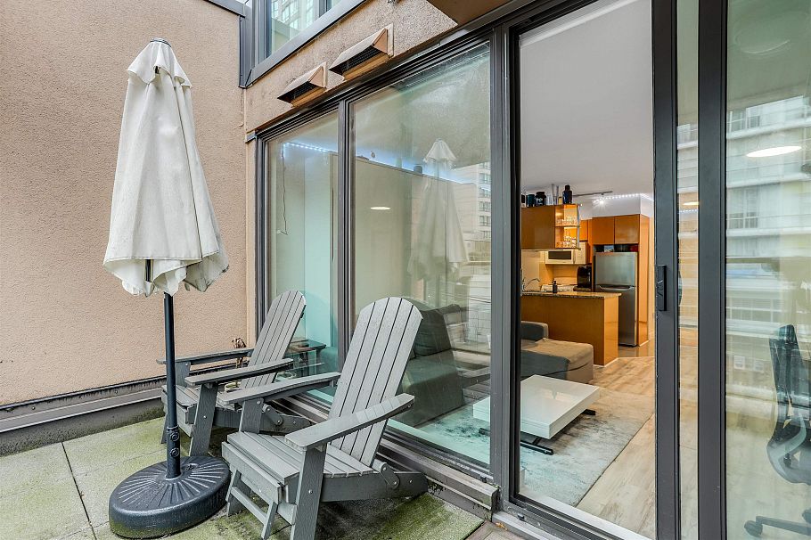 214 1189 Howe Street Vancouver, BC - 17