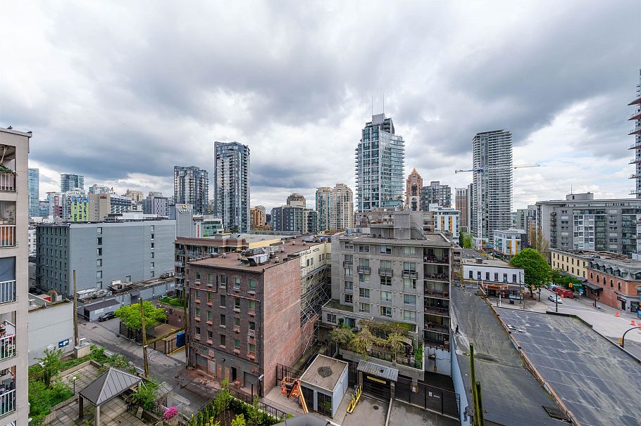 801 789 Drake Street Vancouver, BC - 17