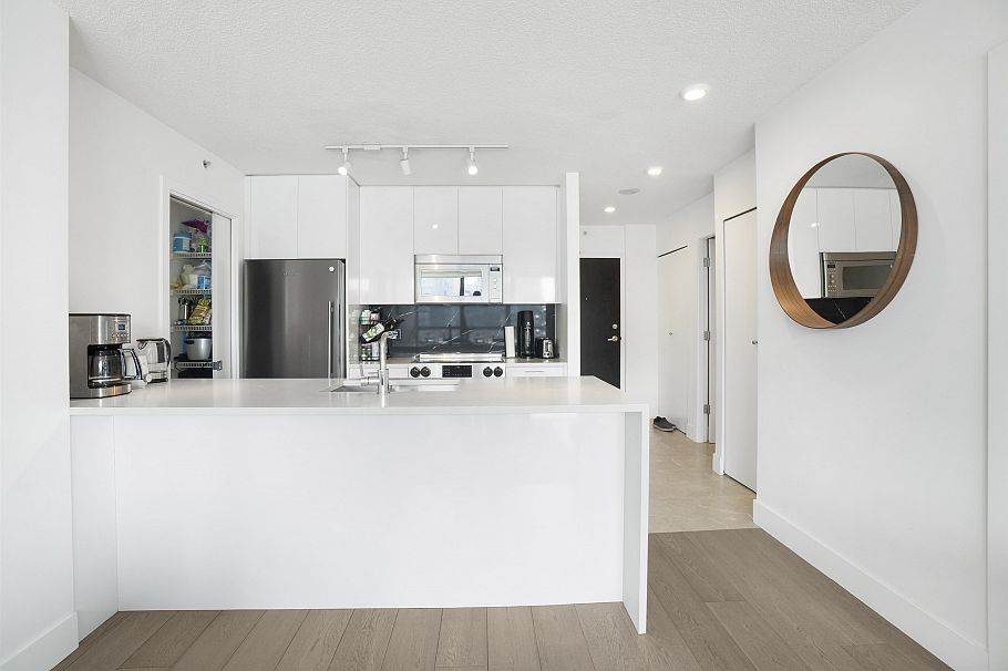 1305 938 Smithe Street Vancouver, BC - 10