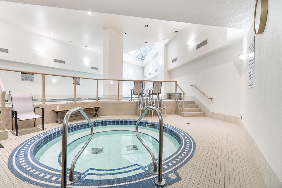 2005 1228 Marinaside Crescent Vancouver, BC - 32