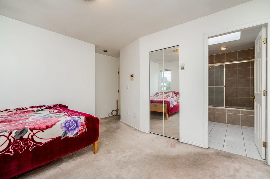 3288 School Avenue Vancouver, BC - 22