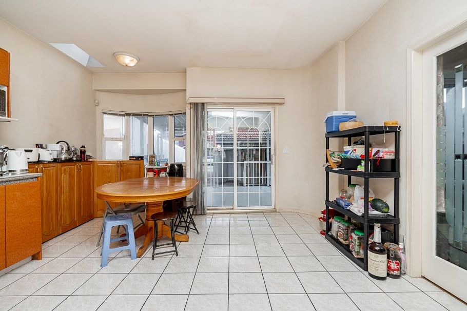 3288 School Avenue Vancouver, BC - 13