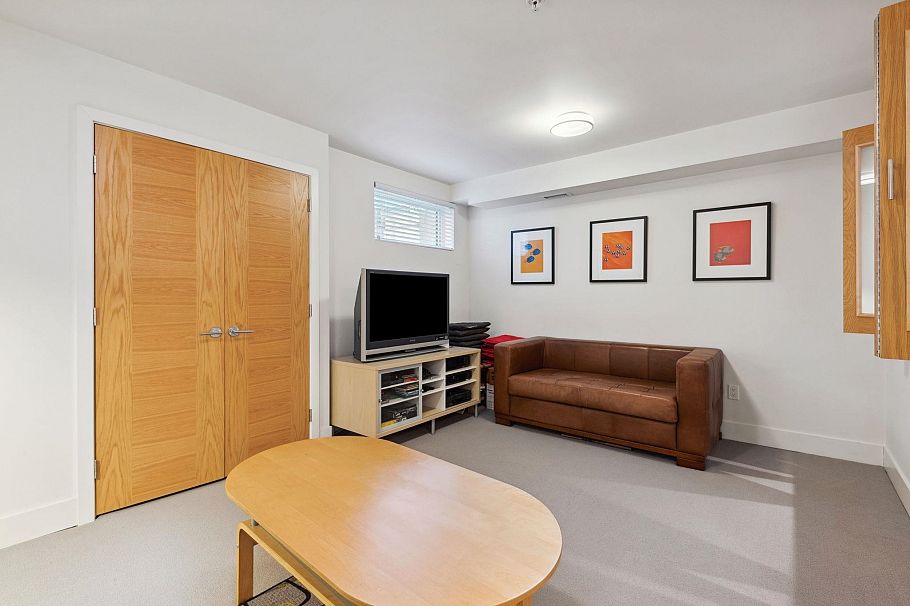 2925 Wall Street Vancouver, BC - 12