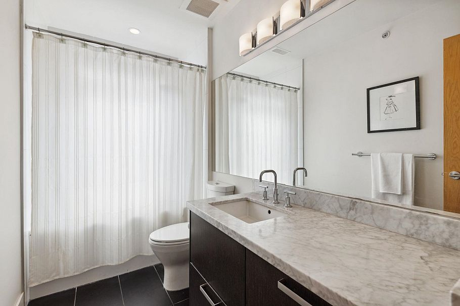 2925 Wall Street Vancouver, BC - 8