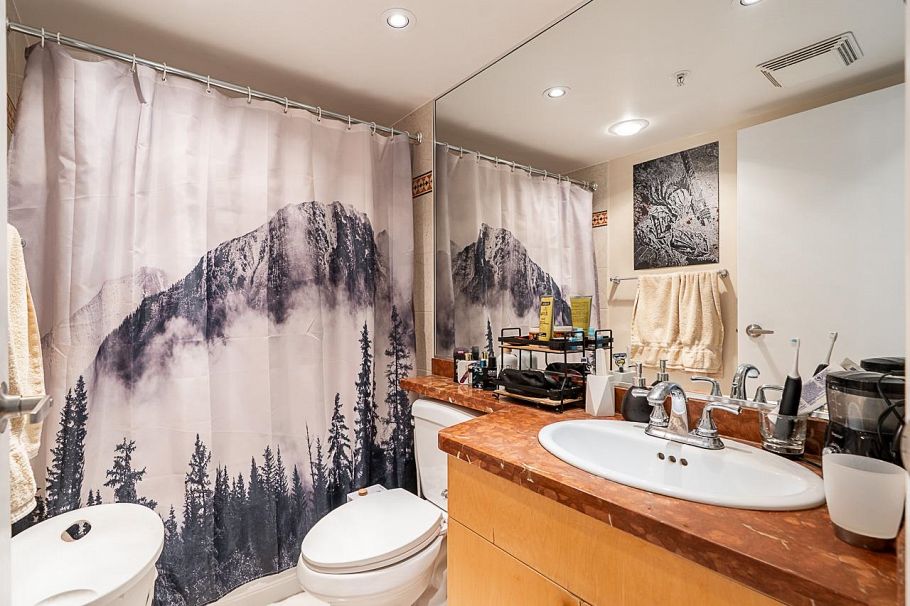 2005 1228 Marinaside Crescent Vancouver, BC - 29