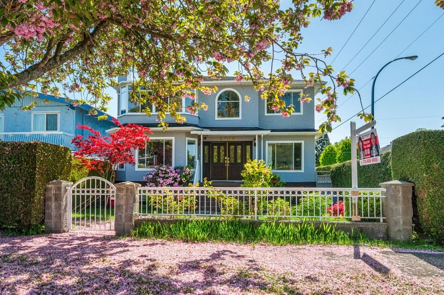 2798 W 20th Avenue Vancouver, BC - 23