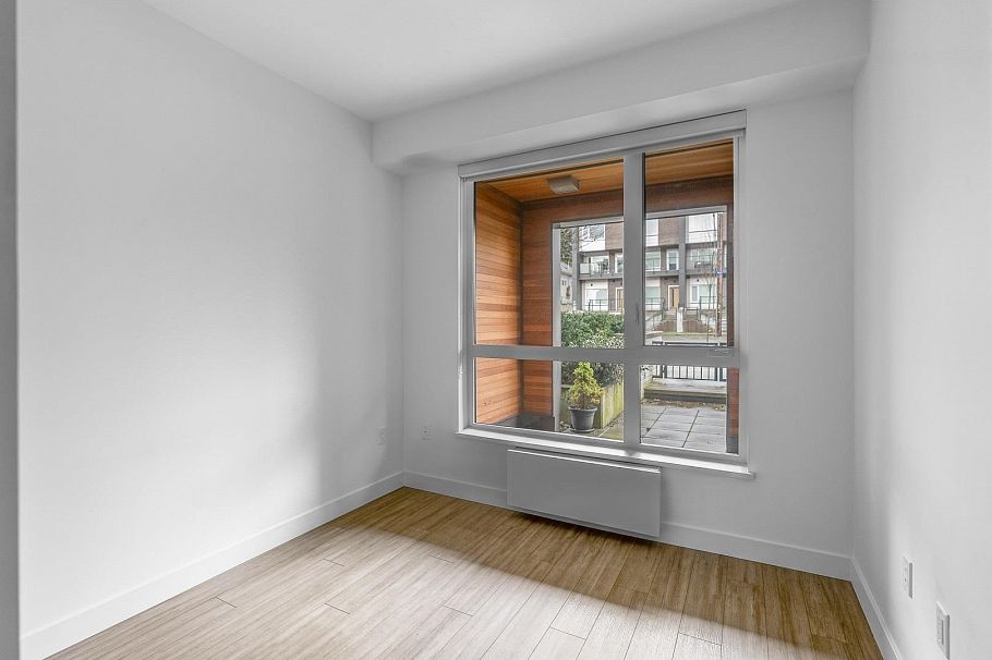 102 747 E 3 Street North Vancouver, BC - 18