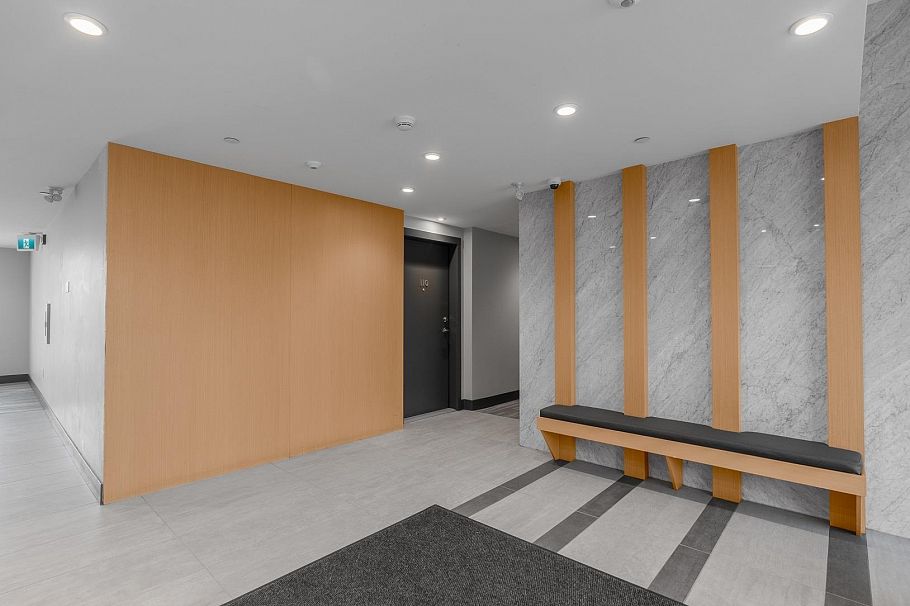 102 747 E 3 Street North Vancouver, BC - 14