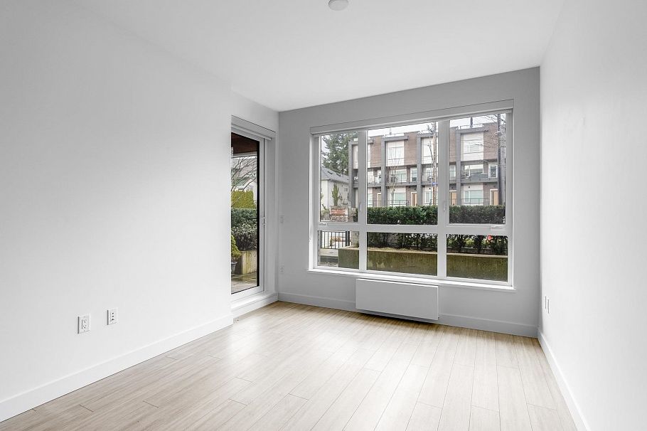 102 747 E 3 Street North Vancouver, BC - 17