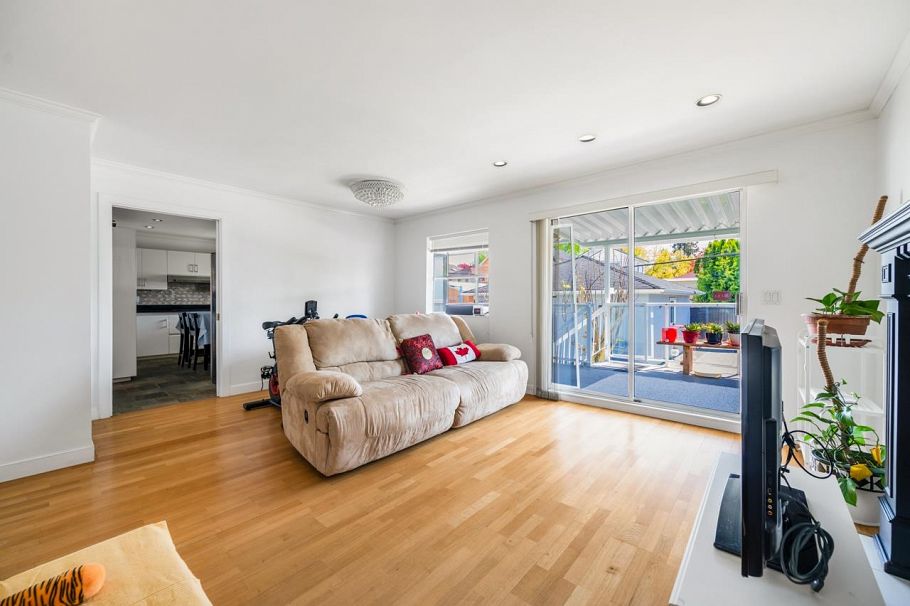 2798 W 20th Avenue Vancouver, BC - 17