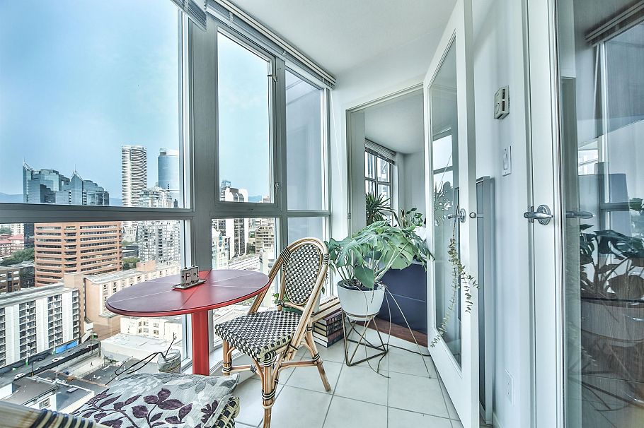 2302 1199 Seymour Street Vancouver, BC - 23