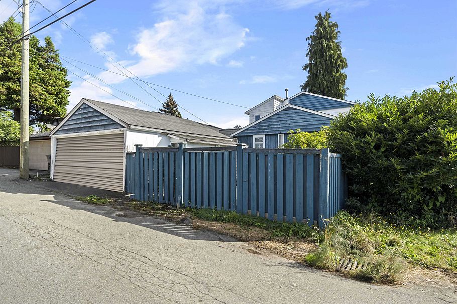 609 W 52nd Avenue Vancouver, BC - 10