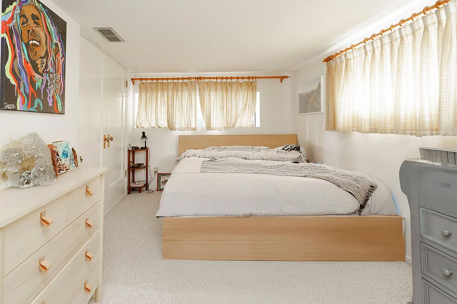 1298 Brantwood Road North Vancouver, BC - 17